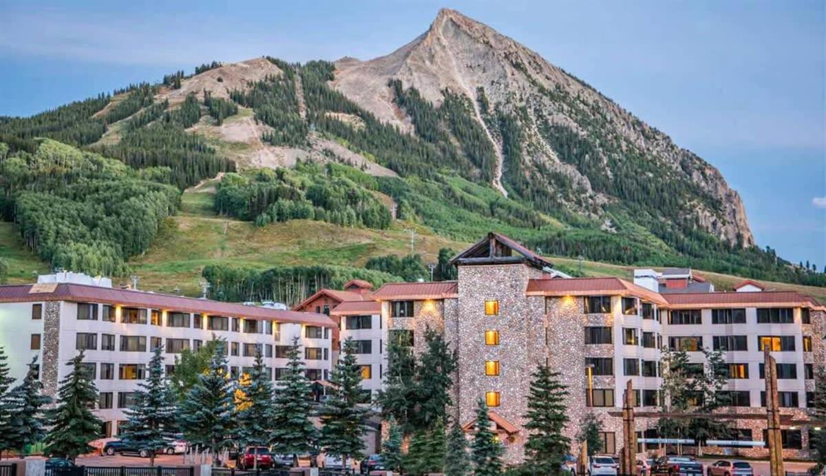 Studio 211 - Perfect Location With Pool And Hot Tub Crested Butte Bagian luar foto