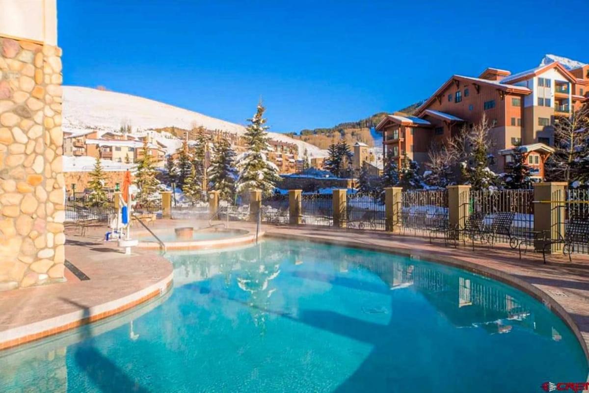 Studio 211 - Perfect Location With Pool And Hot Tub Crested Butte Bagian luar foto